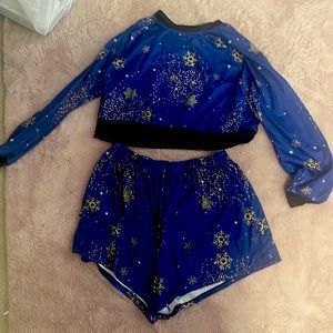 Women top and bottom pajama set